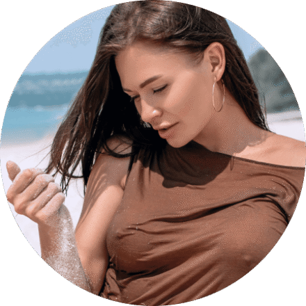 Featured author image: SAYS HELLO TO MATCHING SWIMWEAR